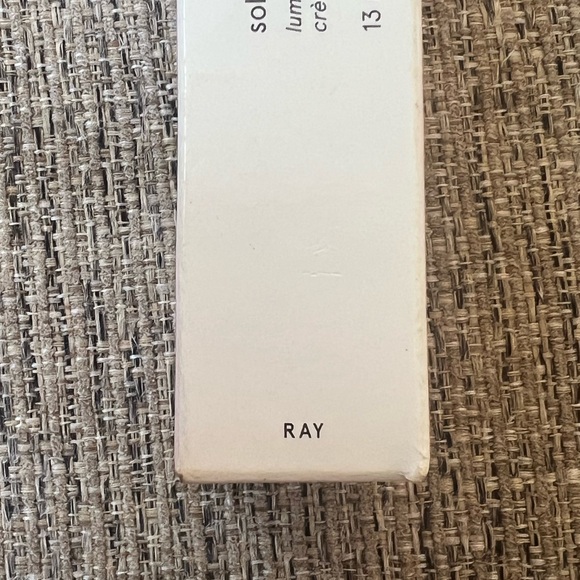 Glossier Solar Paint in Ray - Picture 2 of 3